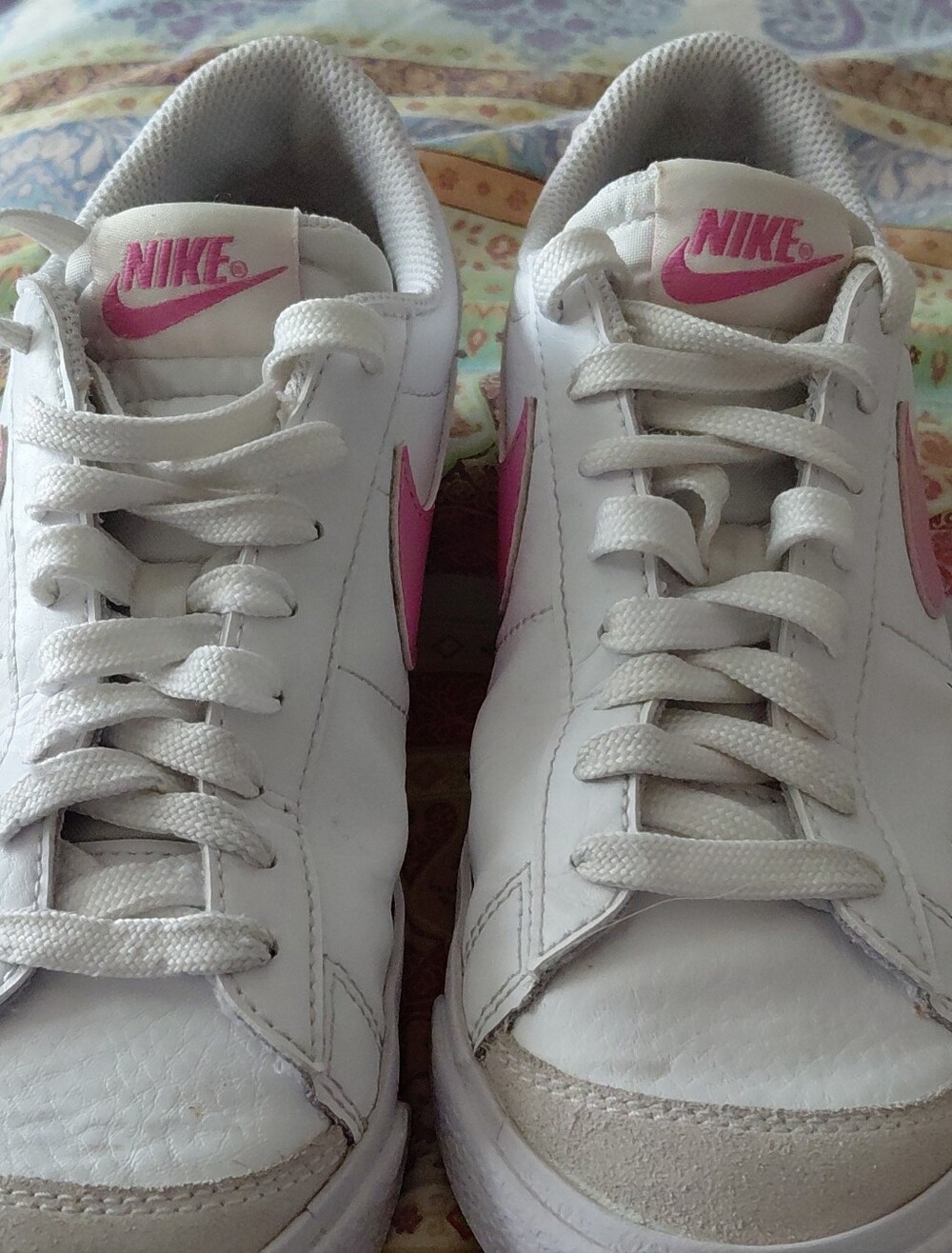 Nike White Sneakers with Pink Swoosh and Logo